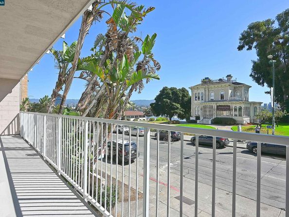 1425 Lakeside Drive 101, Oakland CA 94612