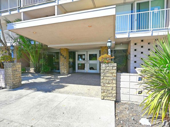1425 Lakeside Drive 101, Oakland CA 94612