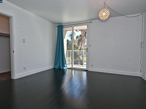 1425 Lakeside Drive 101, Oakland CA 94612