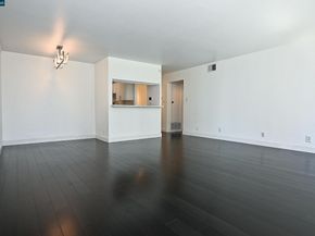 1425 Lakeside Drive 101, Oakland CA 94612