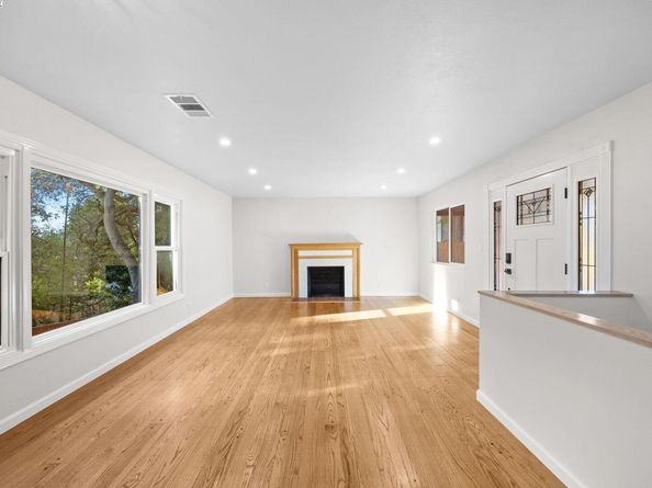 3449 Encina Way, Oakland CA 94605