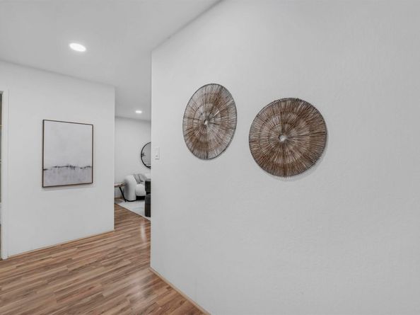 505 Cypress Point Dr 140, Mountain View CA 94043