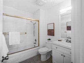 505 Cypress Point Dr 140, Mountain View CA 94043