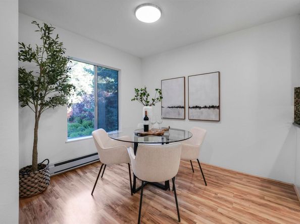 505 Cypress Point Dr 140, Mountain View CA 94043