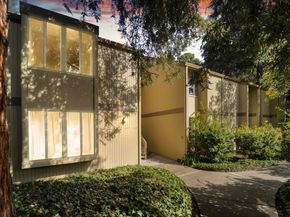 505 Cypress Point Dr 140, Mountain View CA 94043