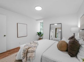 505 Cypress Point Dr 140, Mountain View CA 94043