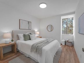 505 Cypress Point Dr 140, Mountain View CA 94043