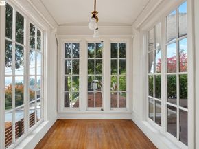 3710 Wisconsin St, Oakland CA 94619