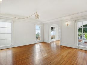 3710 Wisconsin St, Oakland CA 94619