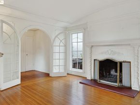 3710 Wisconsin St, Oakland CA 94619