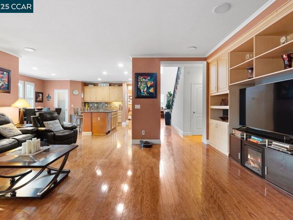 995 Rosehedge Ct, Concord CA 94521