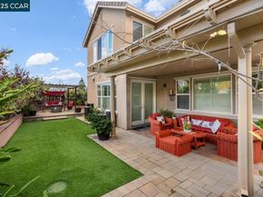 995 Rosehedge Ct, Concord CA 94521