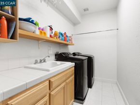 995 Rosehedge Ct, Concord CA 94521