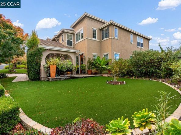 995 Rosehedge Ct, Concord CA 94521