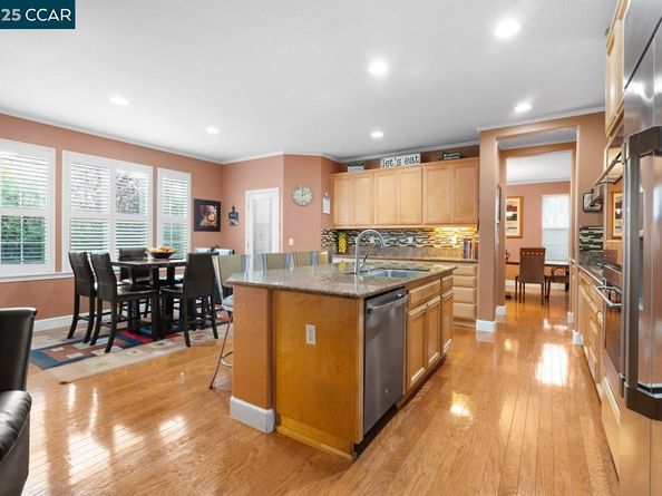 995 Rosehedge Ct, Concord CA 94521