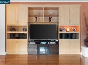 995 Rosehedge Ct, Concord CA 94521