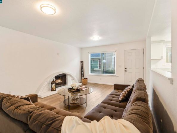 2593 El Portal Dr. C, San Pablo CA 94806