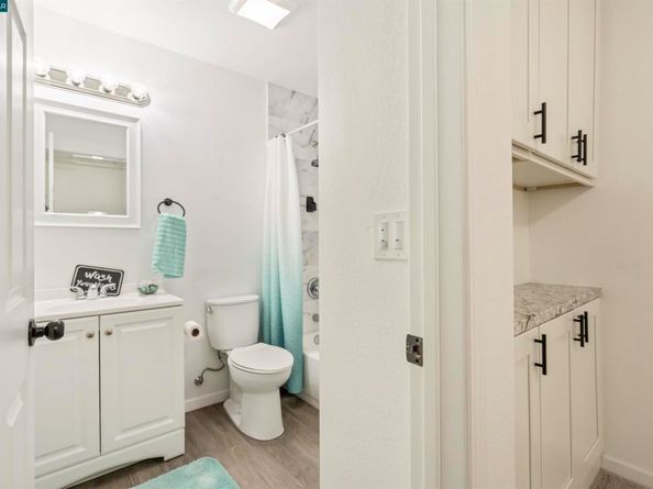 2593 El Portal Dr. C, San Pablo CA 94806