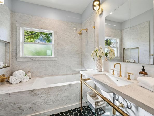 5522 Taft Ave, Oakland CA 94618