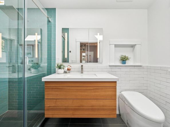 5522 Taft Ave, Oakland CA 94618