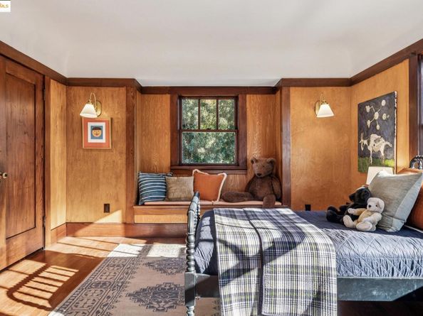 912 Indian Rock Ave, Berkeley CA 94707