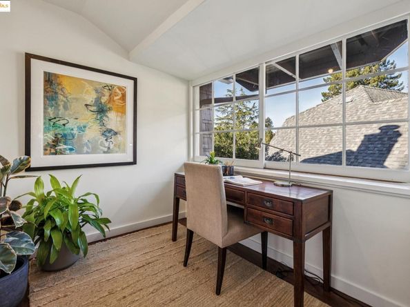 912 Indian Rock Ave, Berkeley CA 94707