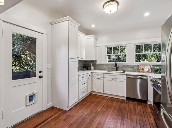 912 Indian Rock Ave, Berkeley CA 94707