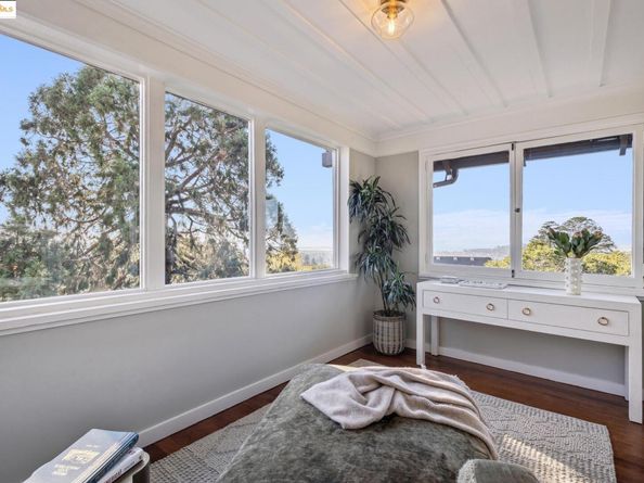 912 Indian Rock Ave, Berkeley CA 94707