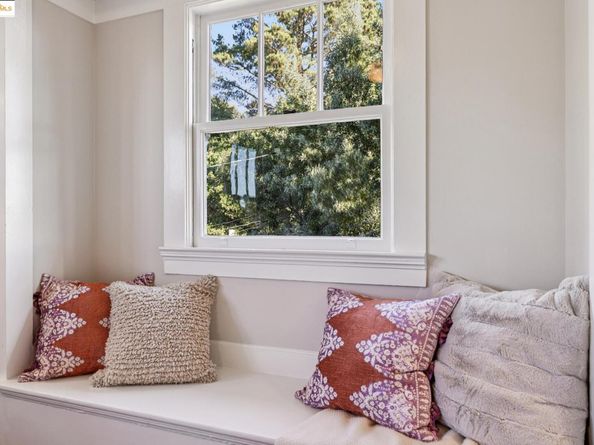 912 Indian Rock Ave, Berkeley CA 94707