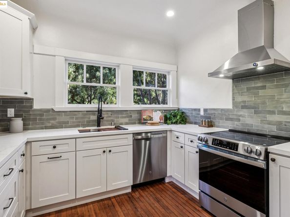 912 Indian Rock Ave, Berkeley CA 94707