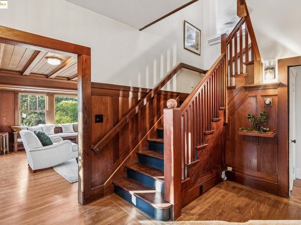 912 Indian Rock Ave, Berkeley CA 94707