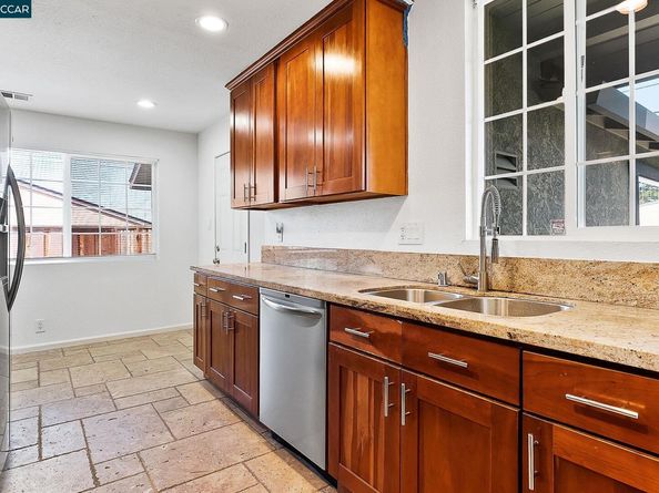 2425 Jerilynn Dr, Concord CA 94519