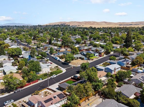 2425 Jerilynn Dr, Concord CA 94519
