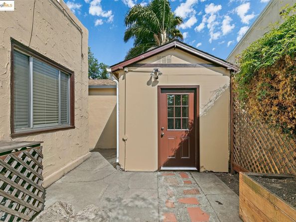 2201-2203 Spaulding Ave, Berkeley CA 94703