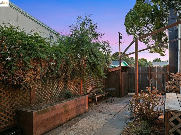 2201-2203 Spaulding Ave, Berkeley CA 94703
