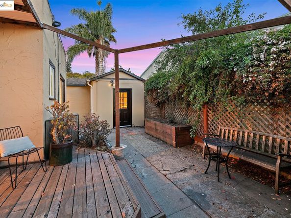 2201-2203 Spaulding Ave, Berkeley CA 94703