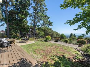 7801 Hansom Dr, Oakland CA 94605