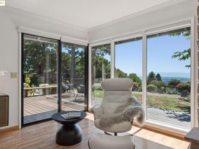 7801 Hansom Dr, Oakland CA 94605