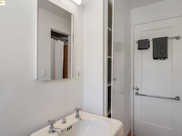 3 Harvard Cir, Berkeley CA 94708
