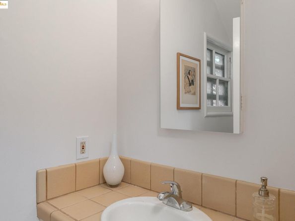 3 Harvard Cir, Berkeley CA 94708