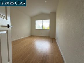 528 Dohrmann Ln, Pinole CA 94564