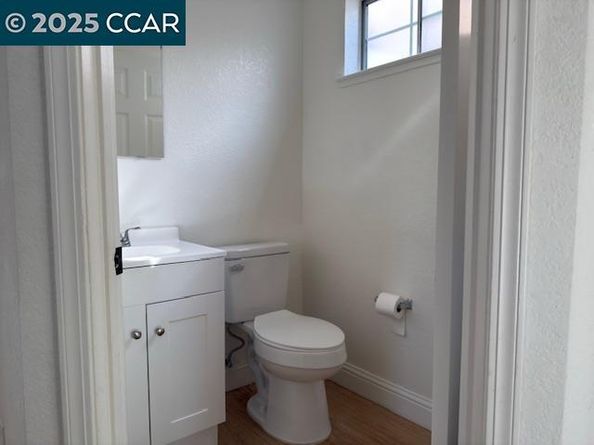 528 Dohrmann Ln, Pinole CA 94564