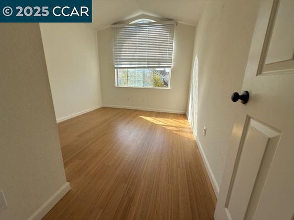 528 Dohrmann Ln, Pinole CA 94564