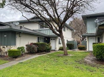 341 Blossom Hill Rd
