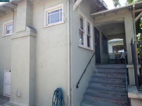 1644 33Rd Ave, Oakland CA 94601
