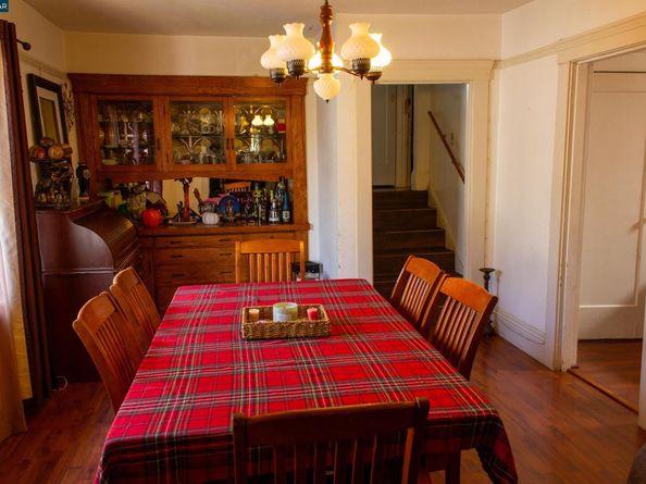 1644 33Rd Ave, Oakland CA 94601