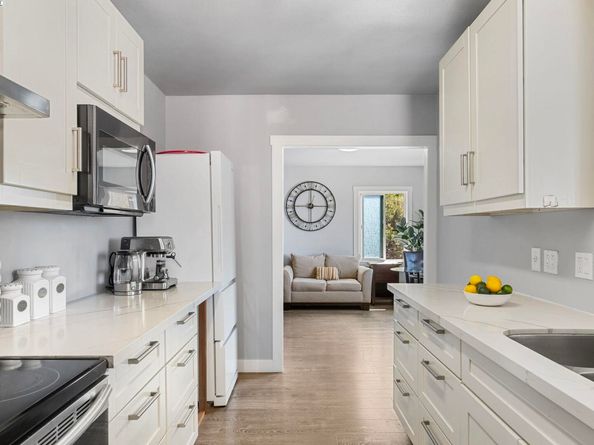 25910 Westview Way, Hayward CA 94542