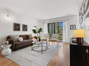 6 Admiral Dr