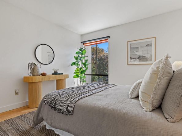6 Admiral Dr A474, Emeryville CA 94608