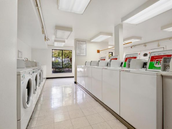 6 Admiral Dr A474, Emeryville CA 94608